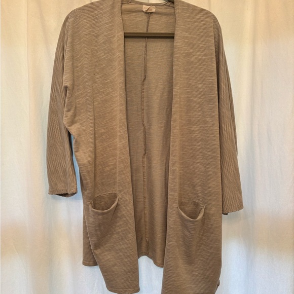 Gray Striped Top - Picture 2 of 2